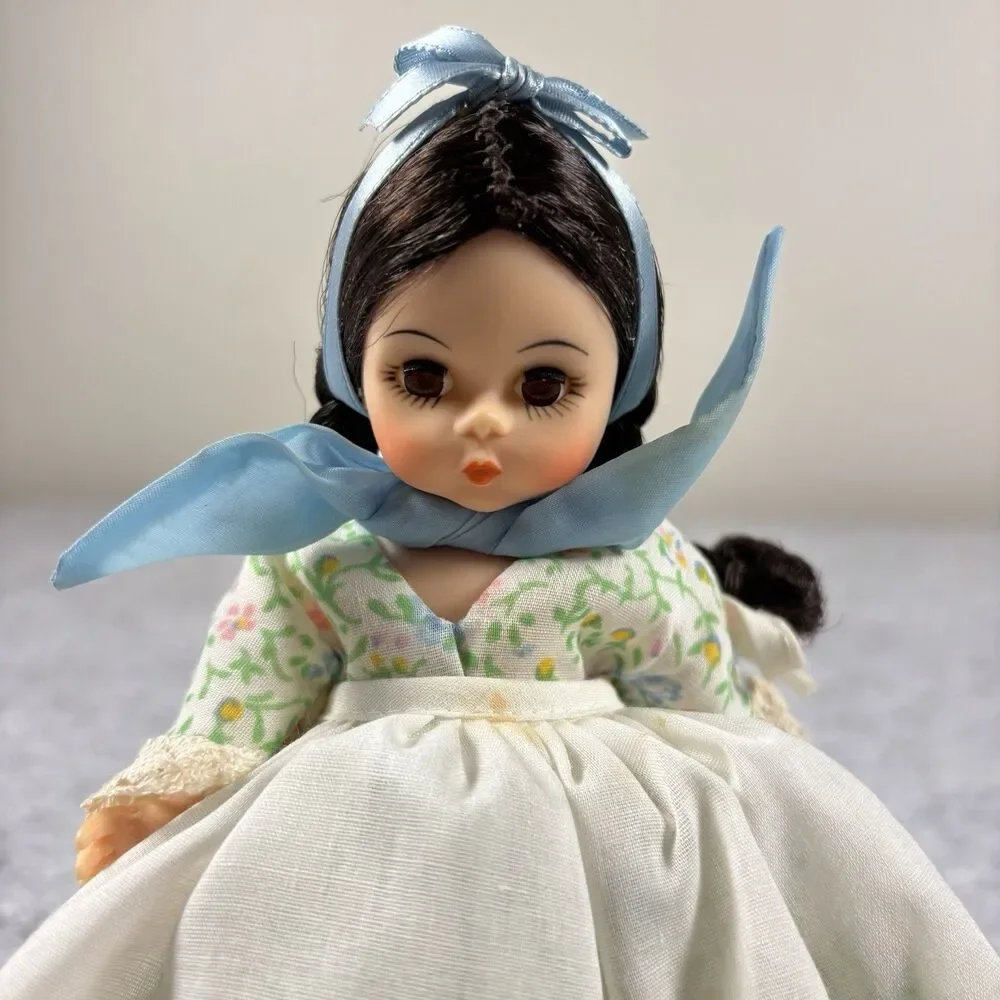 VTG Vintage 1970s Madame Alexander Doll - Dolls of the World - Argentina 571 8